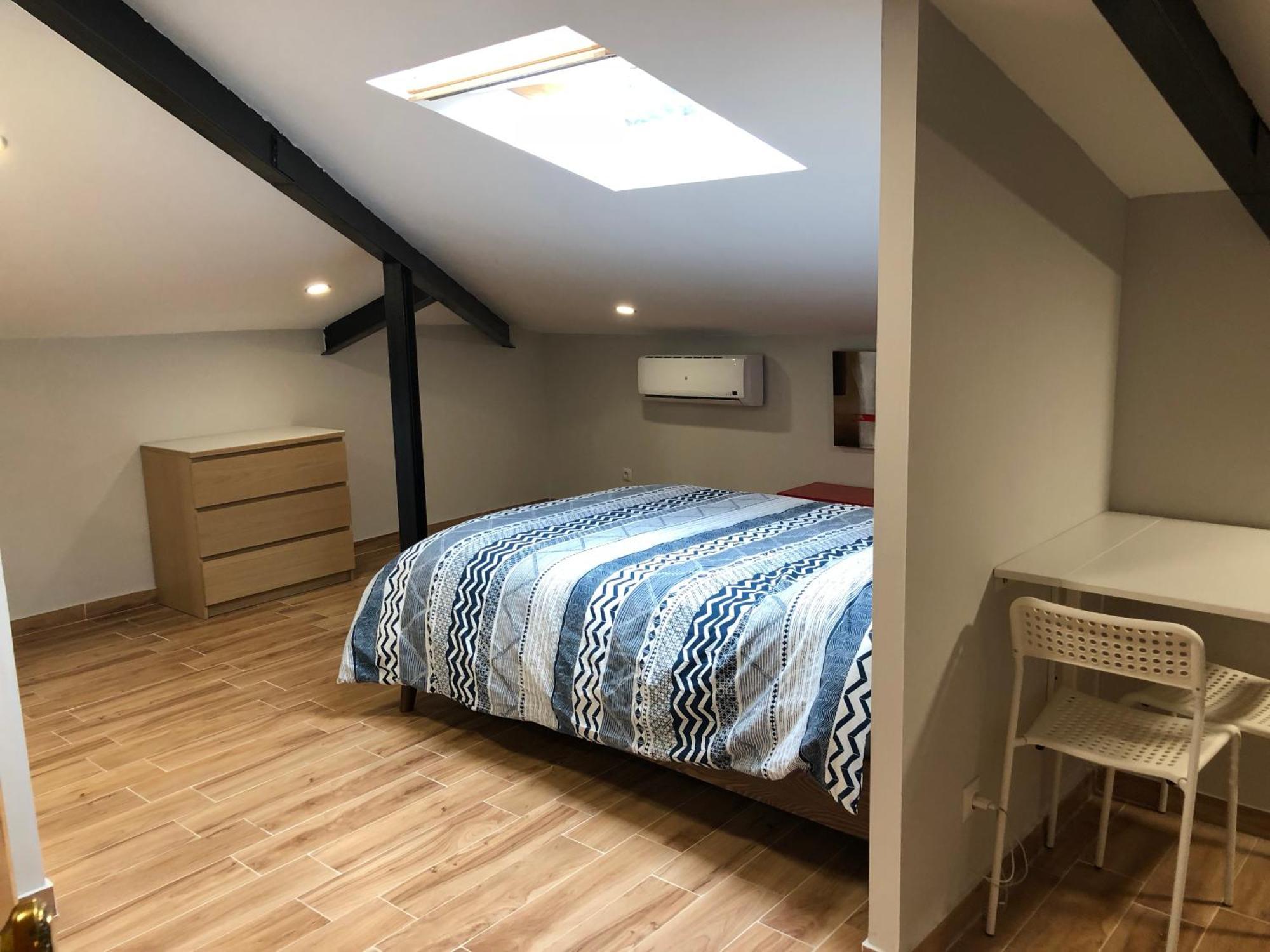 Habitacion Con Cocina Y Bano Билбао Екстериор снимка