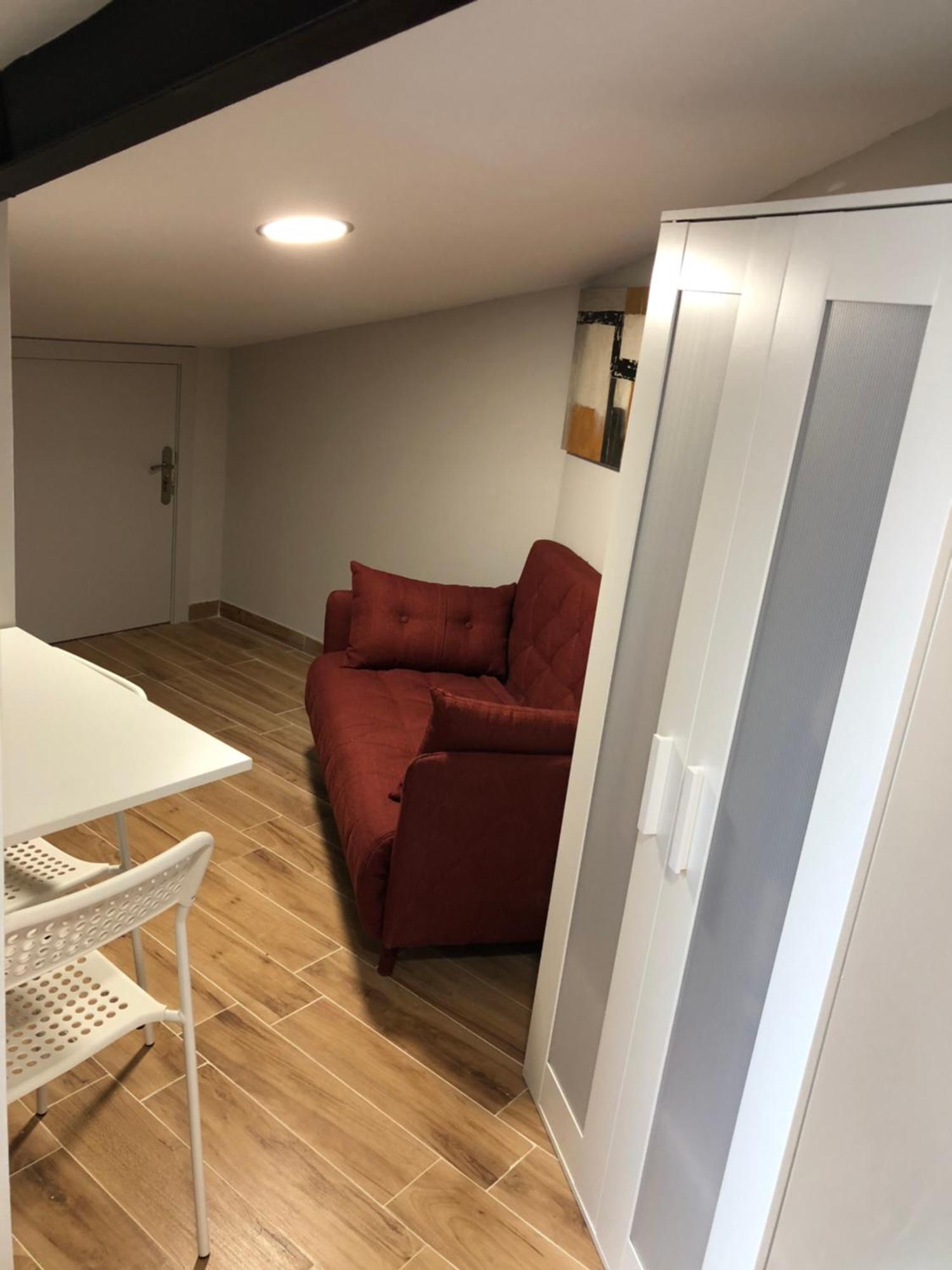 Habitacion Con Cocina Y Bano Билбао Екстериор снимка